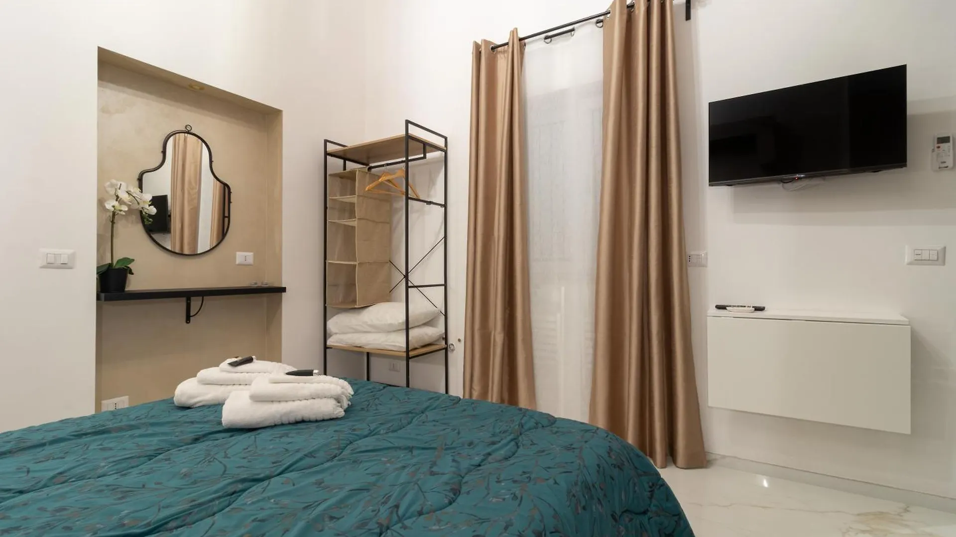 Eralight21 Apartments Bari Italia