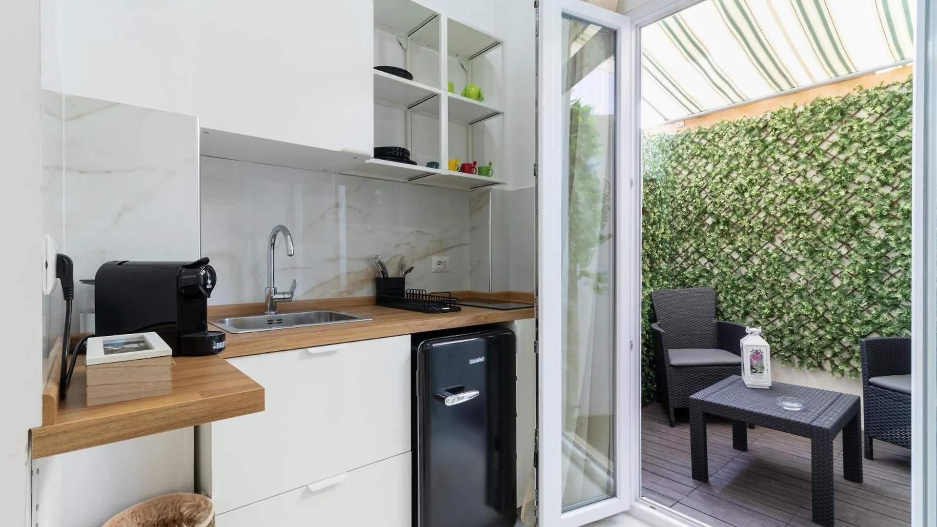 Eralight21 Apartments Bari